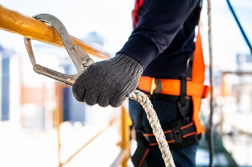 Maintenance et contrôle des équipements antichute